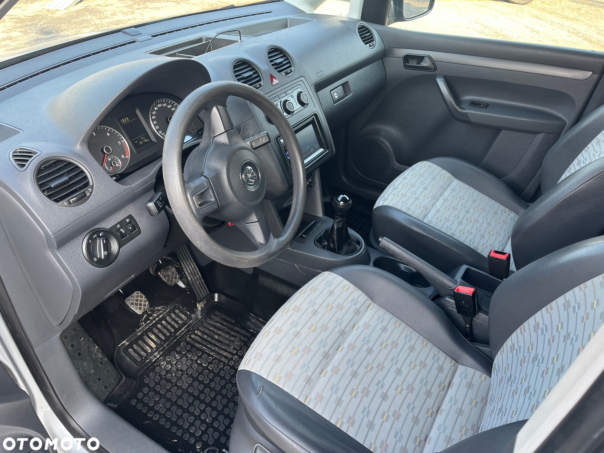 Volkswagen Caddy - 8