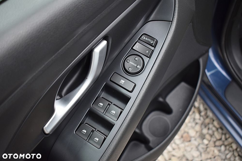 Hyundai i30 1.6 CRDI Passion Plus - 36