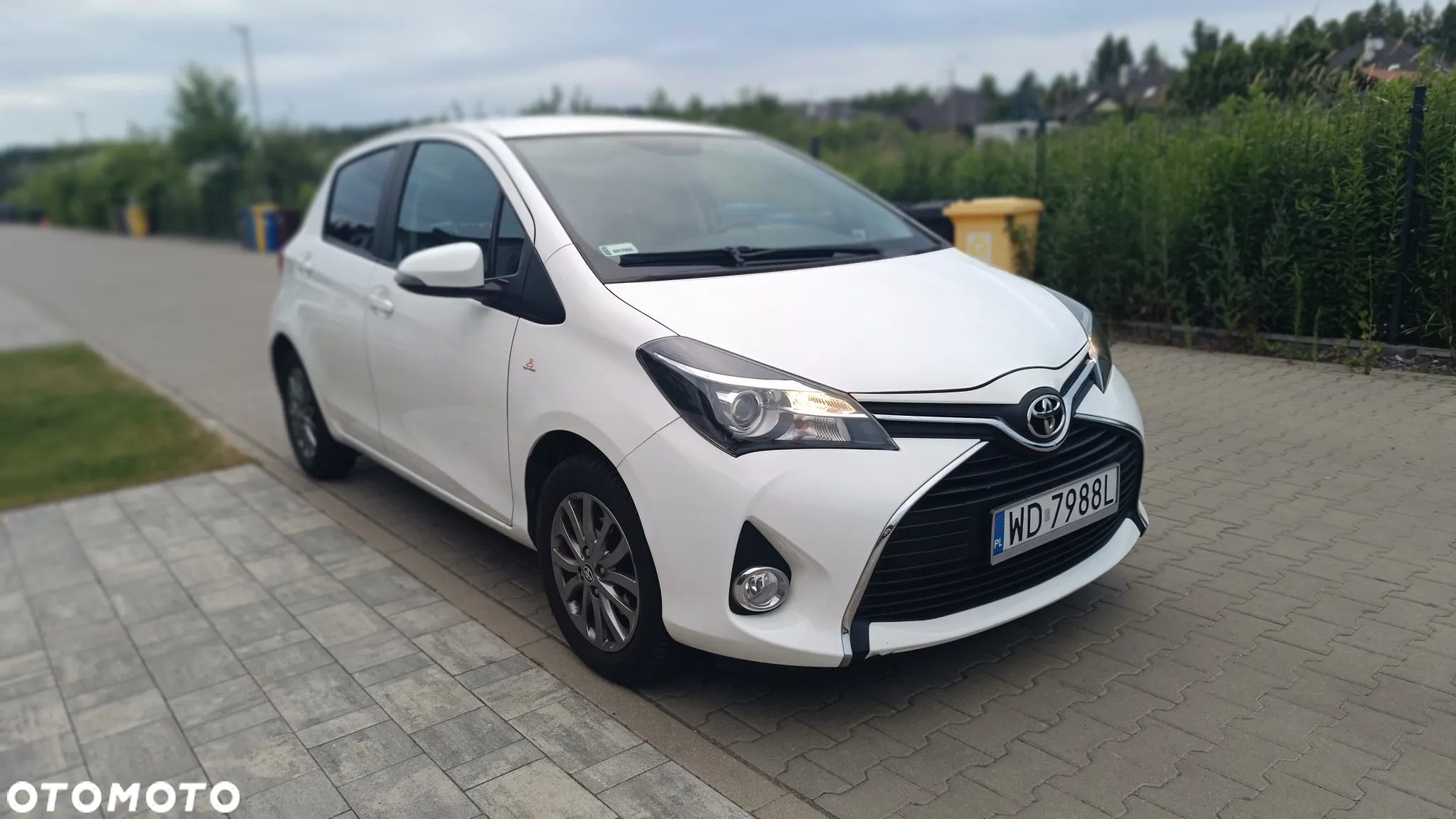 Toyota Yaris 1.33 Premium EU6 - 2