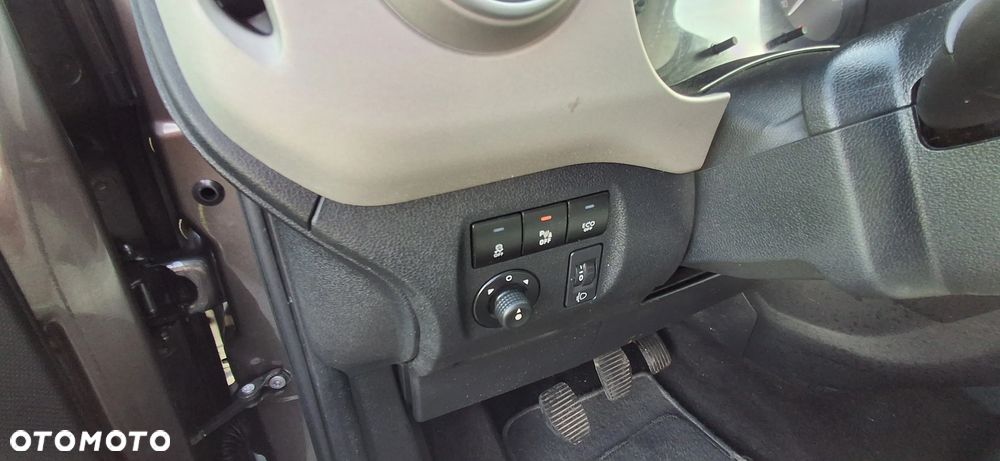 Citroën Berlingo 1.6 BlueHDi XTR S&S - 17
