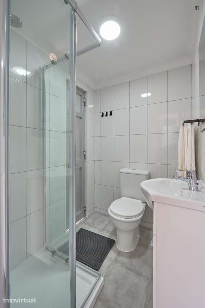 Quarto - localizado em Penha de França Lisbon - Grande imagem: 2/44