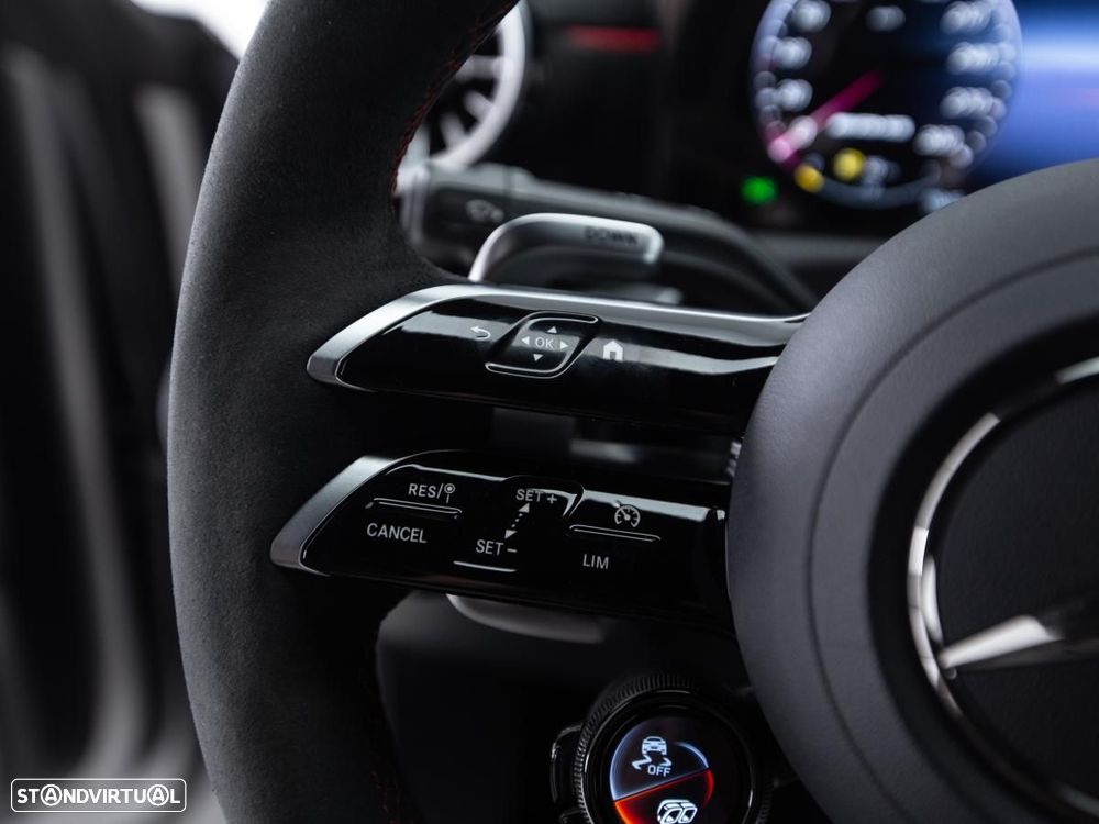 Mercedes-Benz CLA 45 AMG - 29