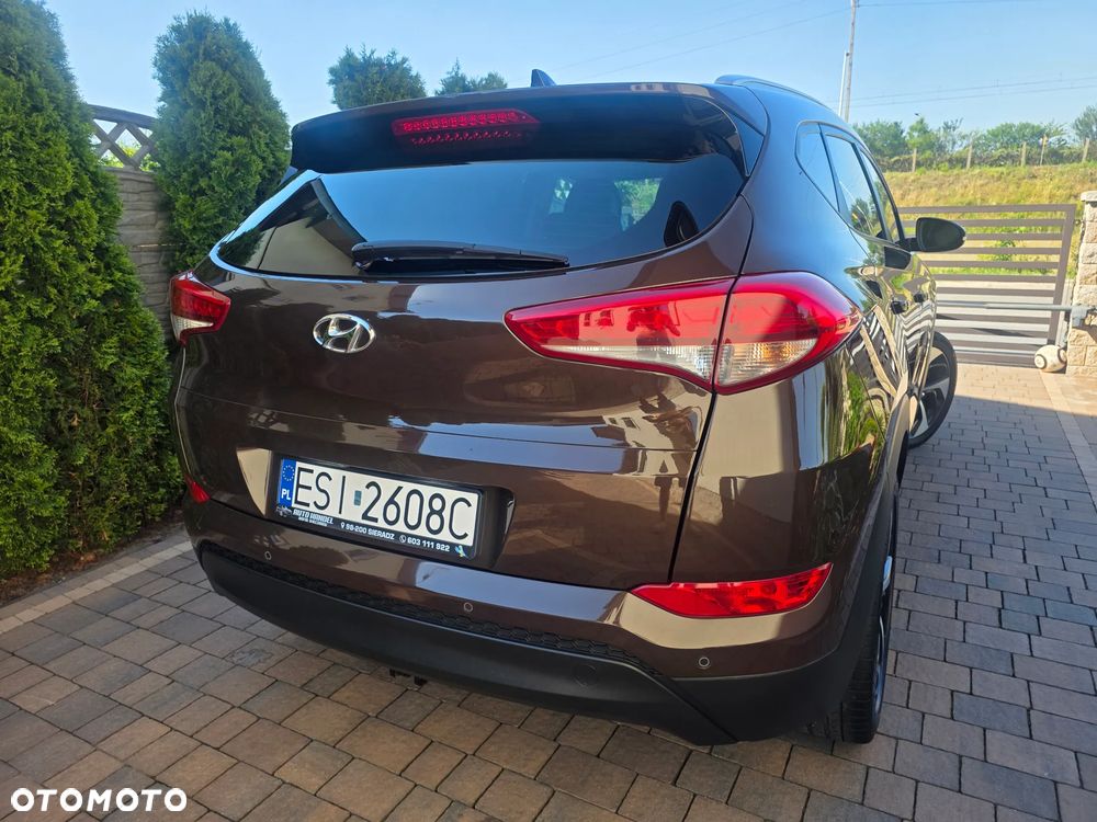 Hyundai Tucson blue 1.7 CRDi 2WD Intro Edition - 6