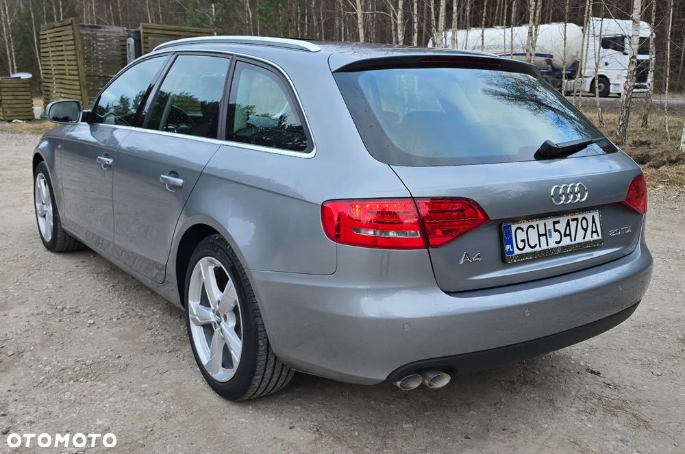 Audi A4 Avant 2.0 TDI - 4