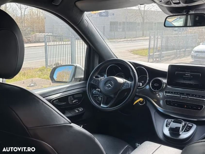 Mercedes-Benz V 300 d lang 4Matic 9G-TRONIC Exclusive Edition - 17