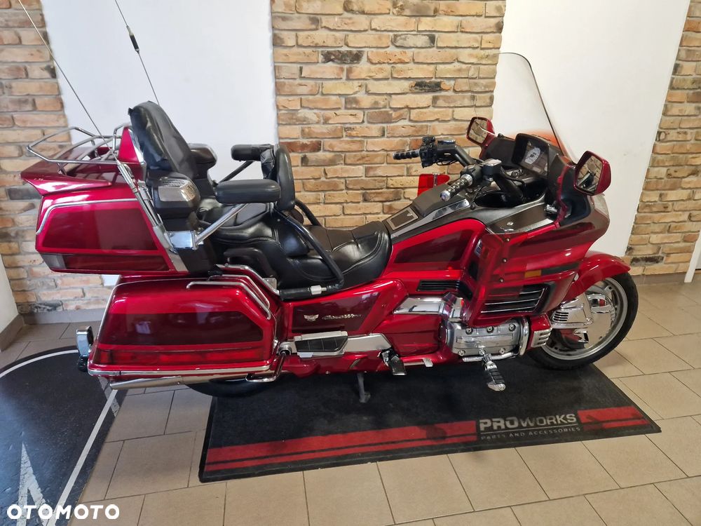 Honda GL - 5