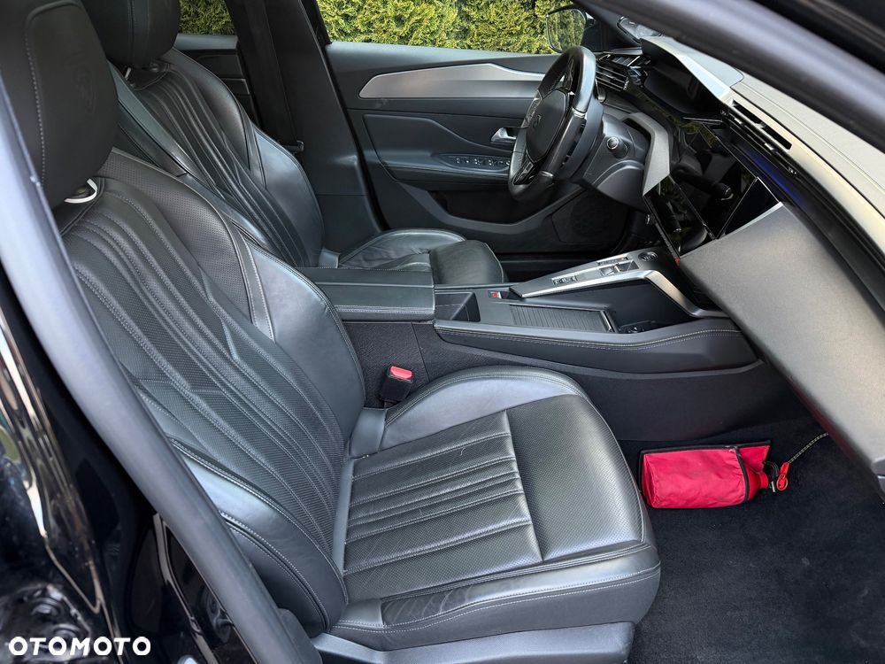 Peugeot 408 180 e-EAT8 GT - 21
