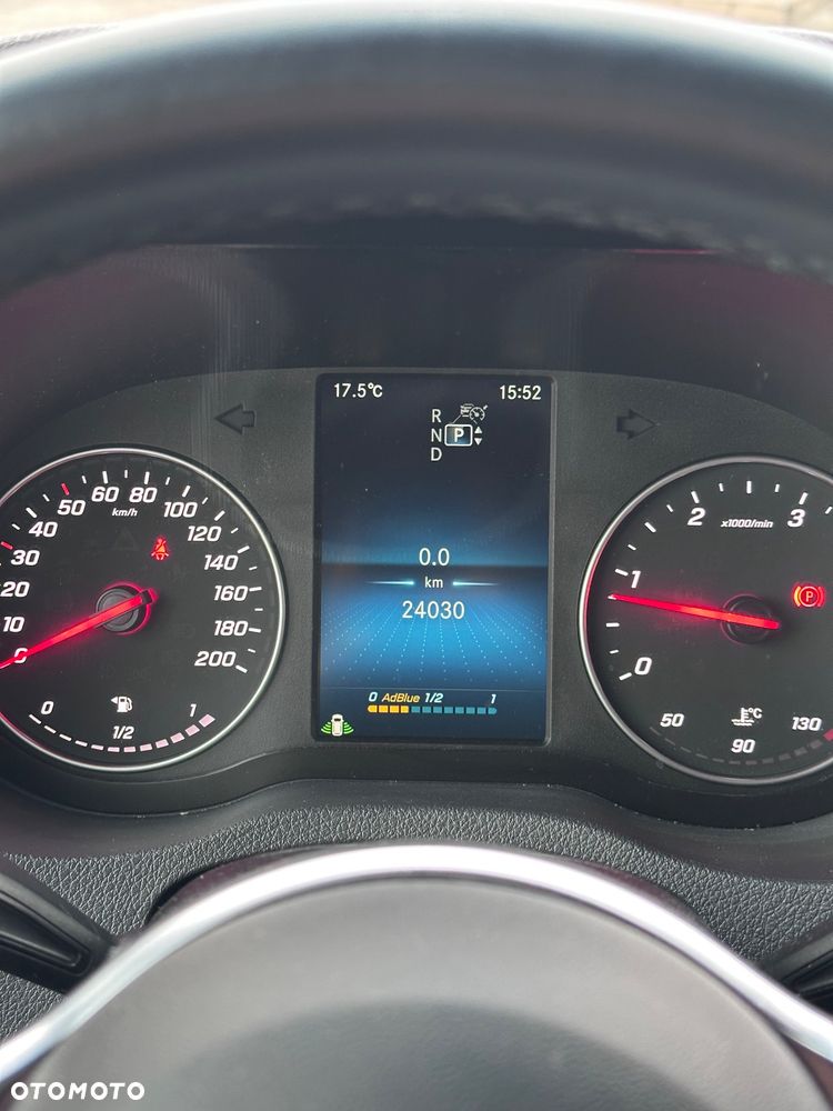 Mercedes-Benz Sprinter - 9