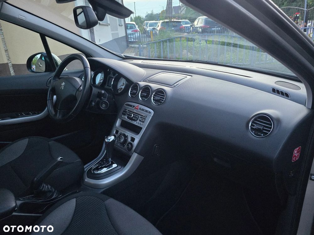 Peugeot 308 120 VTi Automatik Premium - 24