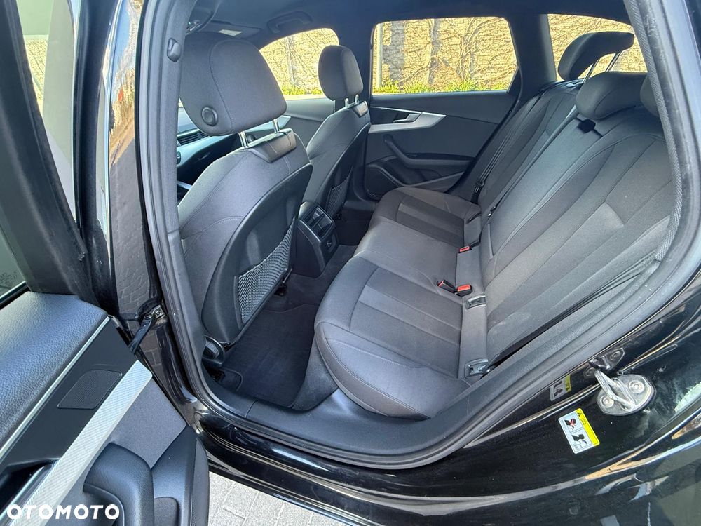 Audi A4 Avant 35 TDI S tronic - 14