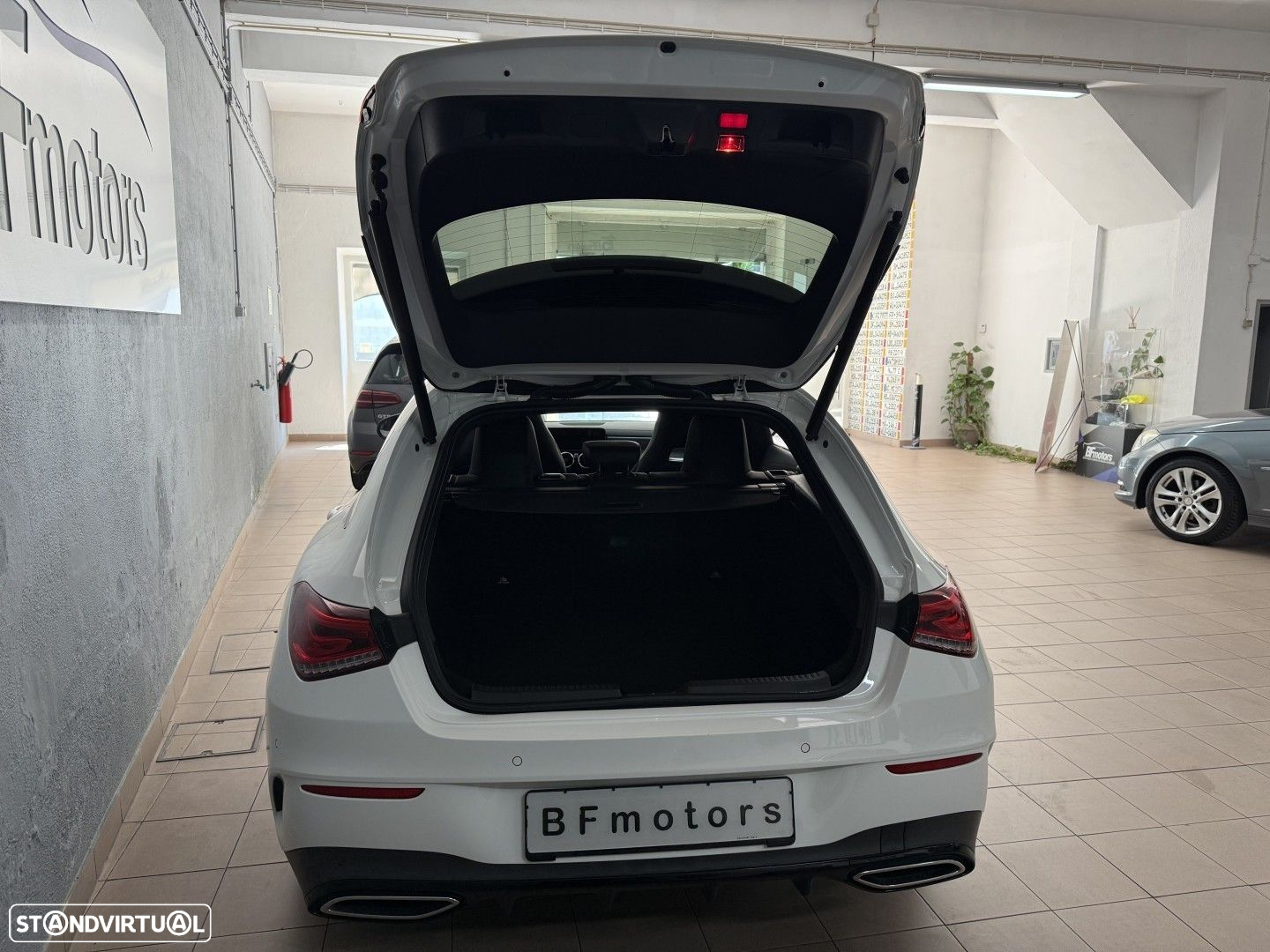 Mercedes-Benz CLA 180 d Shooting Brake AMG Line Aut. - 29