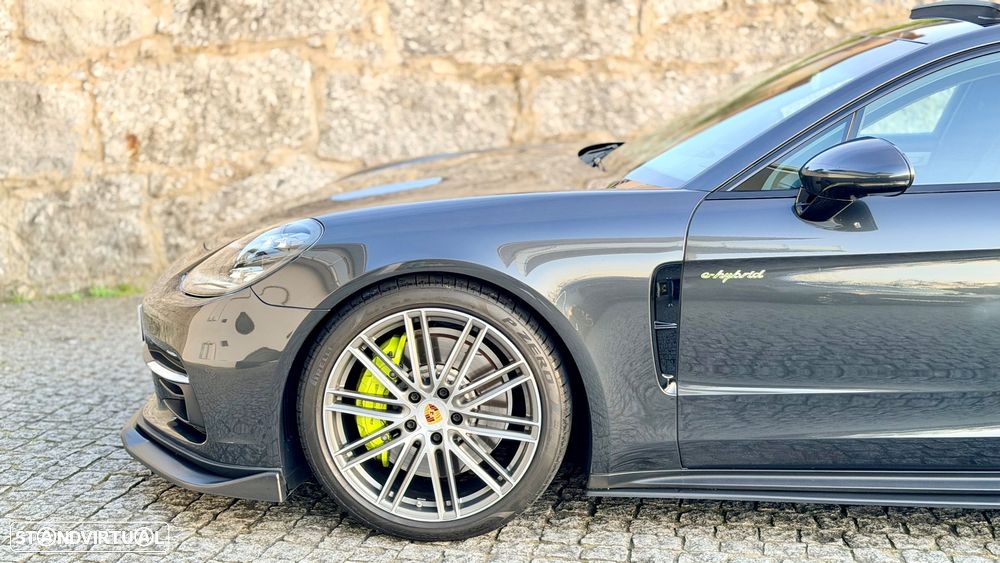 Porsche Panamera Sport Turismo 4 E-Hybrid - 28