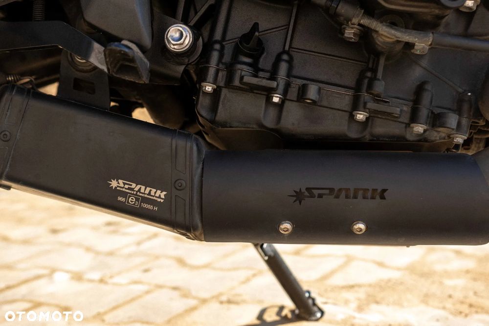 Triumph Trident - 19