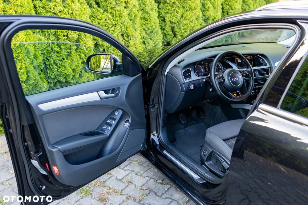 Audi A4 Avant 2.0 TDI DPF clean diesel quattro Attraction - 23