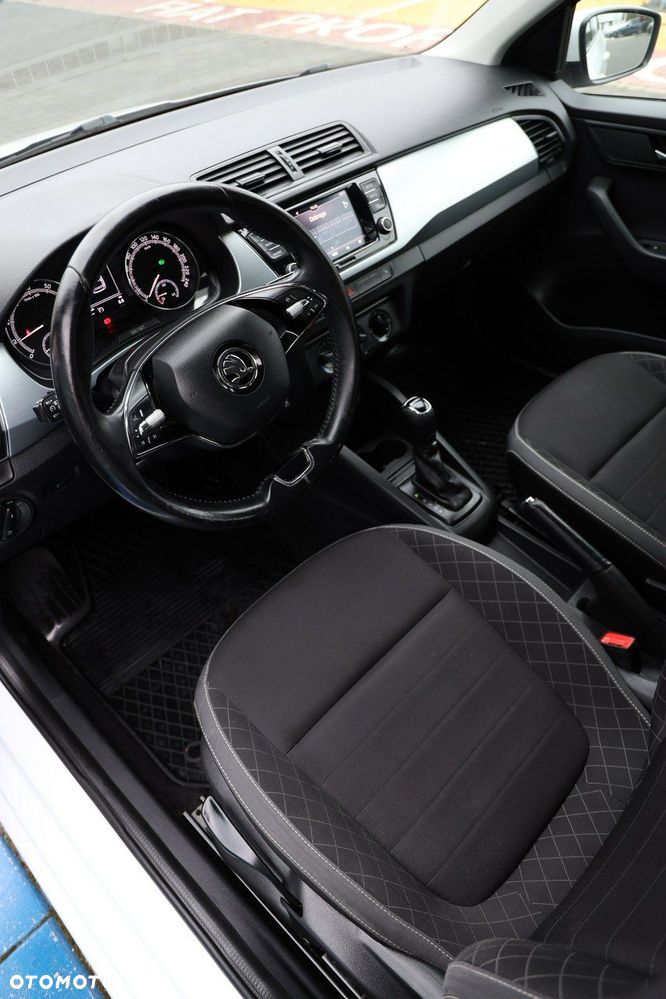Skoda Fabia - 13