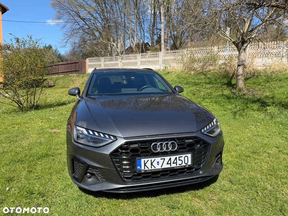 Audi A4 Avant 40 TDI S tronic S line - 2