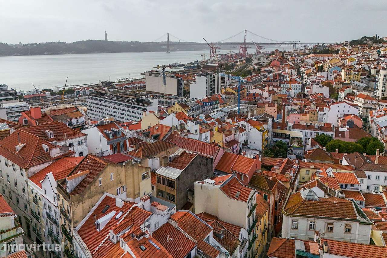 Prédio no centro histórico de Lisboa - Misericórdia - Grande imagem: 2/34