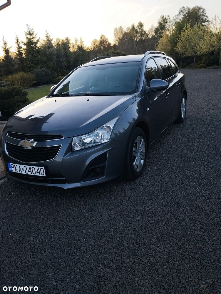 Chevrolet Cruze 1.6 LS - 8