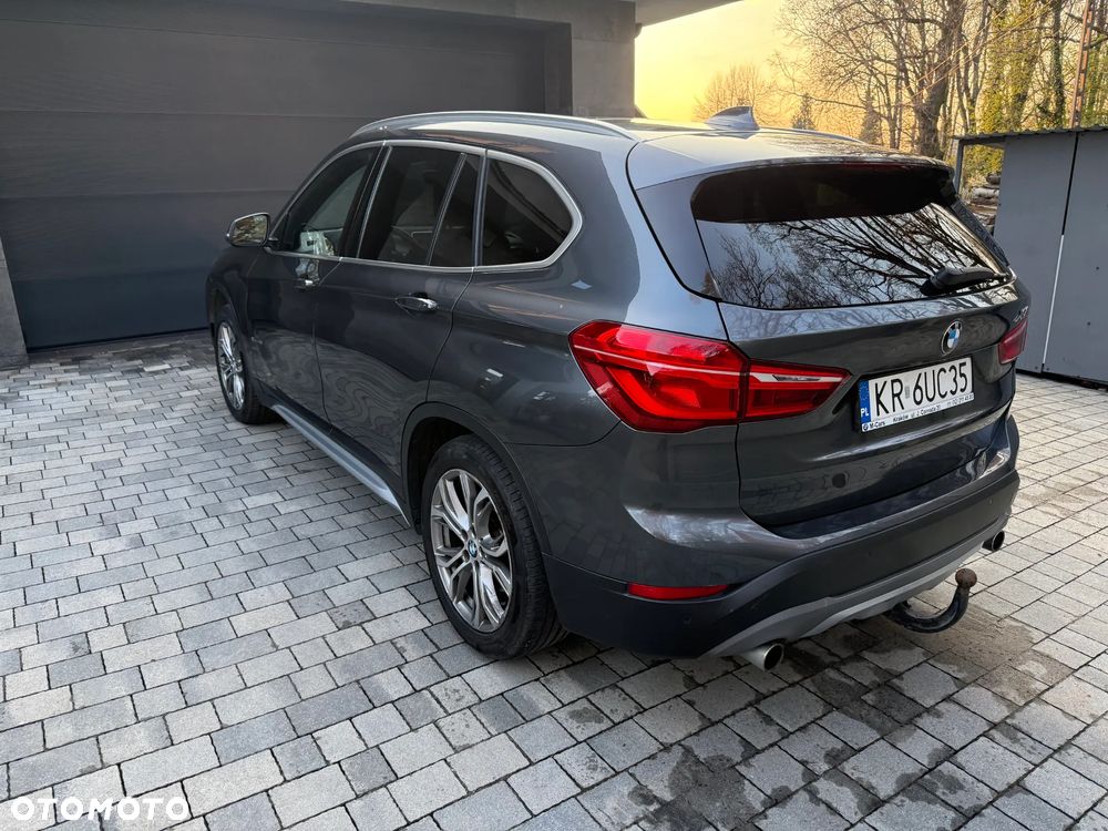 BMW X1 xDrive28i Sport Line - 5