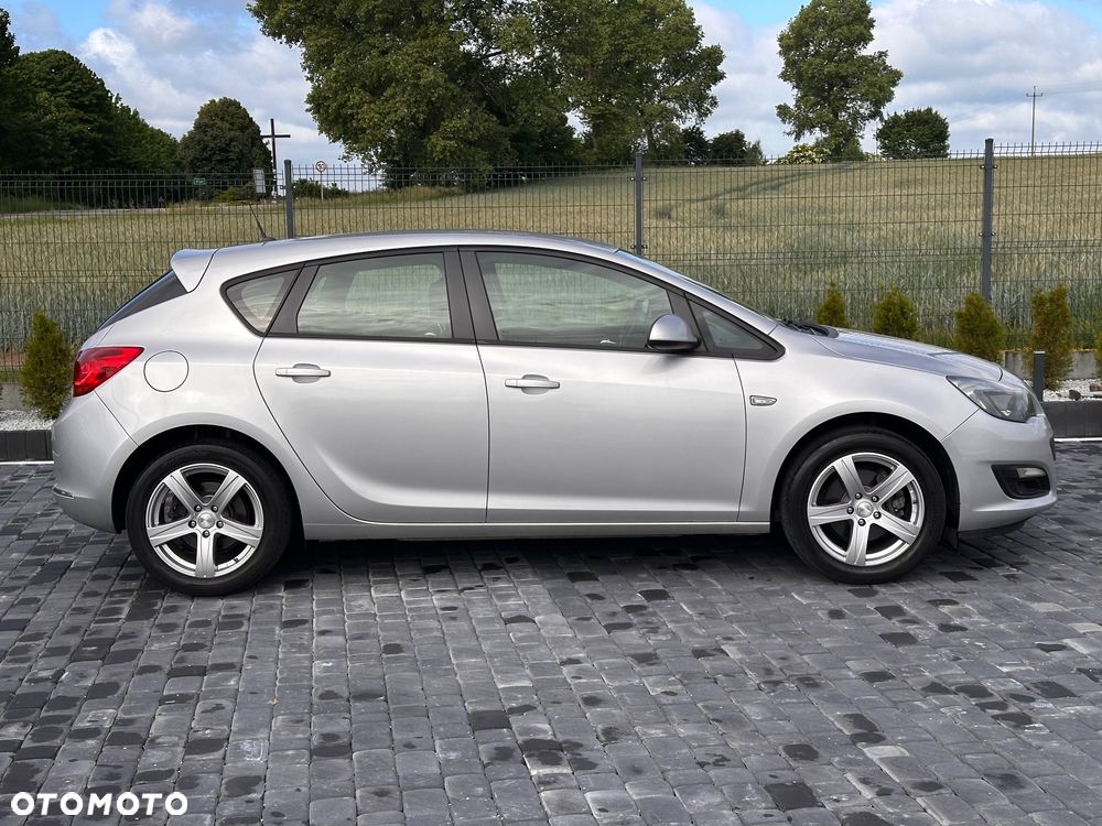Opel Astra 1.6 CDTI DPF ecoFLEX Start/Stop Style - 4