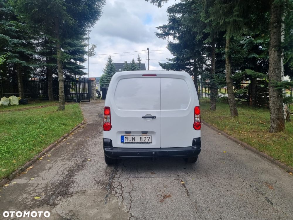 Citroën Berlingo Super Stan Automat tyko 199 tyś km Klima - 16