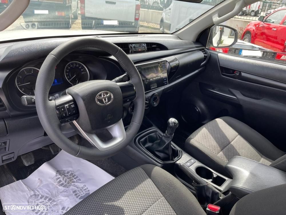 Toyota Hilux HILUX 2.4 D 4W2 VIII (150CV) - 13
