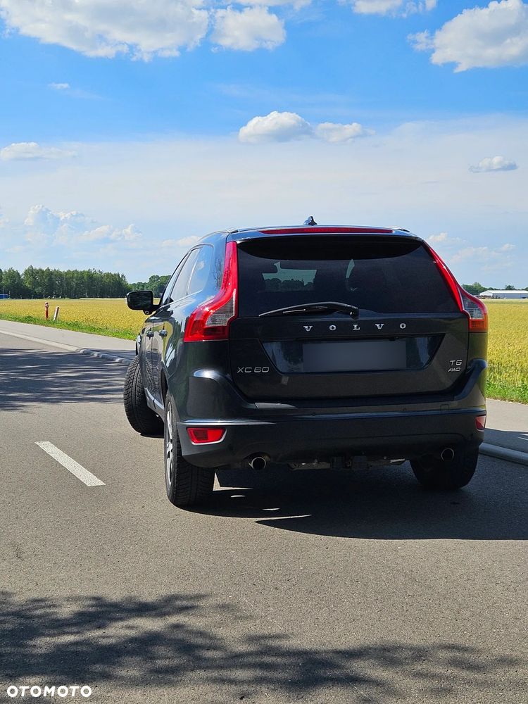 Volvo XC 60 T6 AWD Momentum - 16