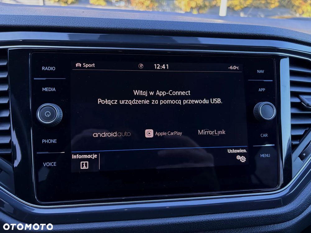 Volkswagen T-Roc 2.0 TSI OPF 4MOTION DSG Sport - 29