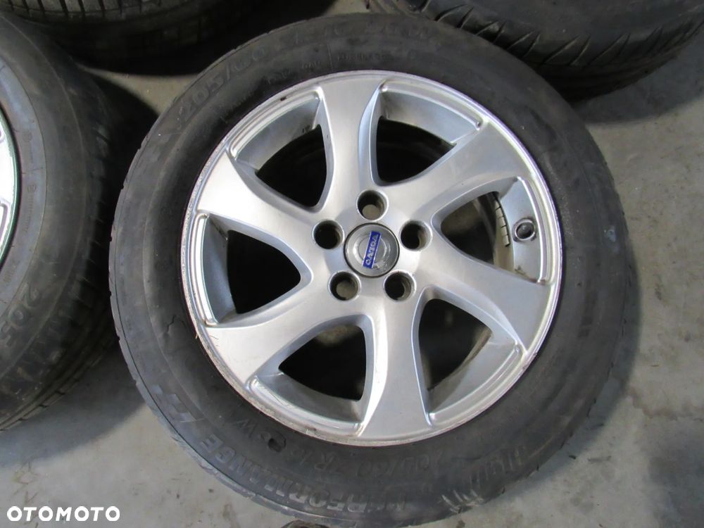 volvo v40 2014r felgi aluminiowe r16 - 3