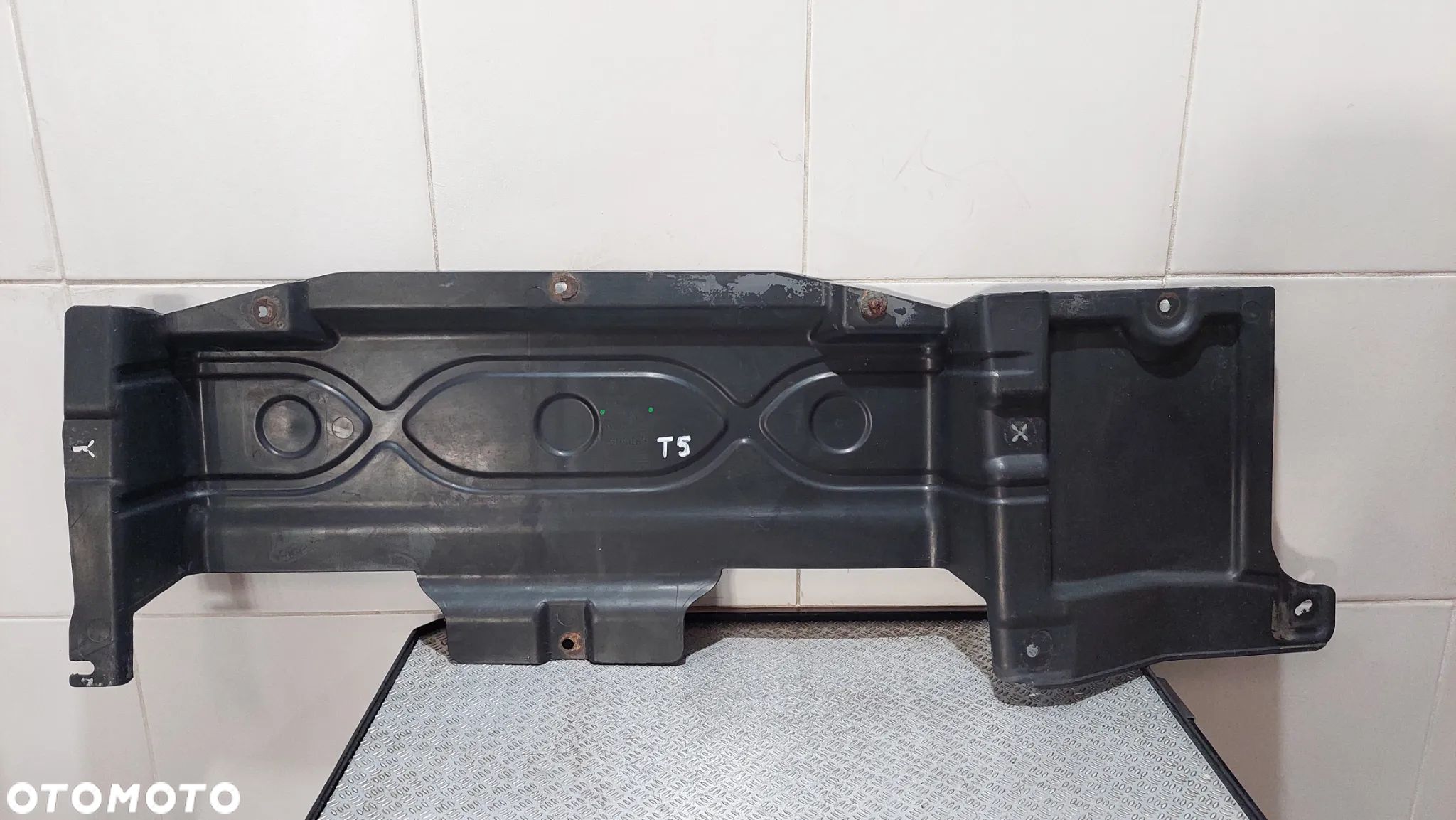 OSŁONA DOLNA PODWOZIA VW T5 2,5 TDI R2008 NR 7H0825193A - 1