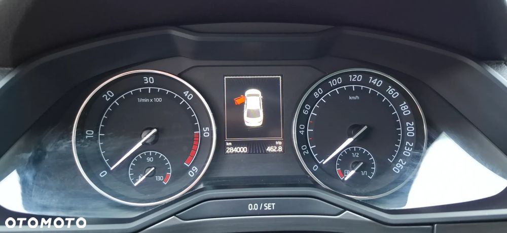 Skoda Superb 2016 photo 5