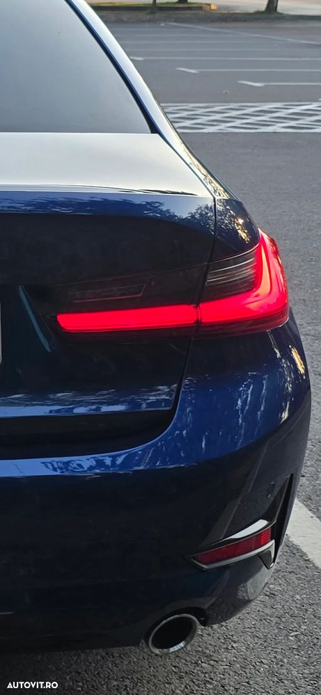 BMW Seria 3 320d AT MHEV - 32