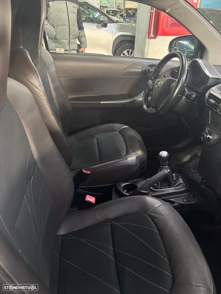 Toyota iQ 1.4 D-4D - 3