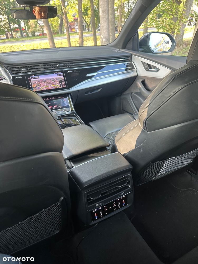 Audi Q8 - 21