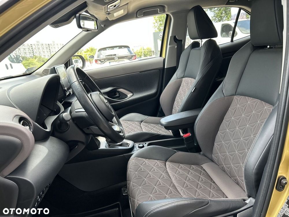 Toyota Yaris Cross Hybrid 1.5 Executive 4x4 - 9