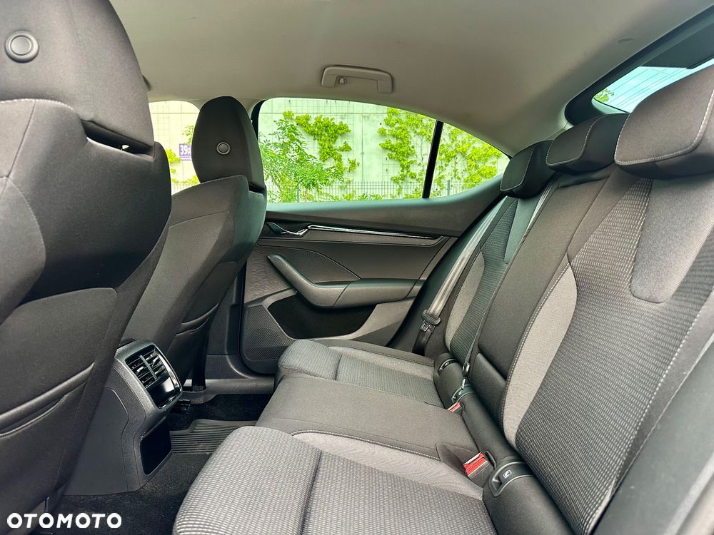 Skoda Octavia 1.5 TSI ACT Ambition - 17