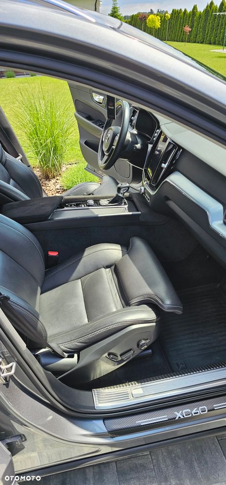 Volvo XC 60 D4 Geartronic Momentum Pro - 9