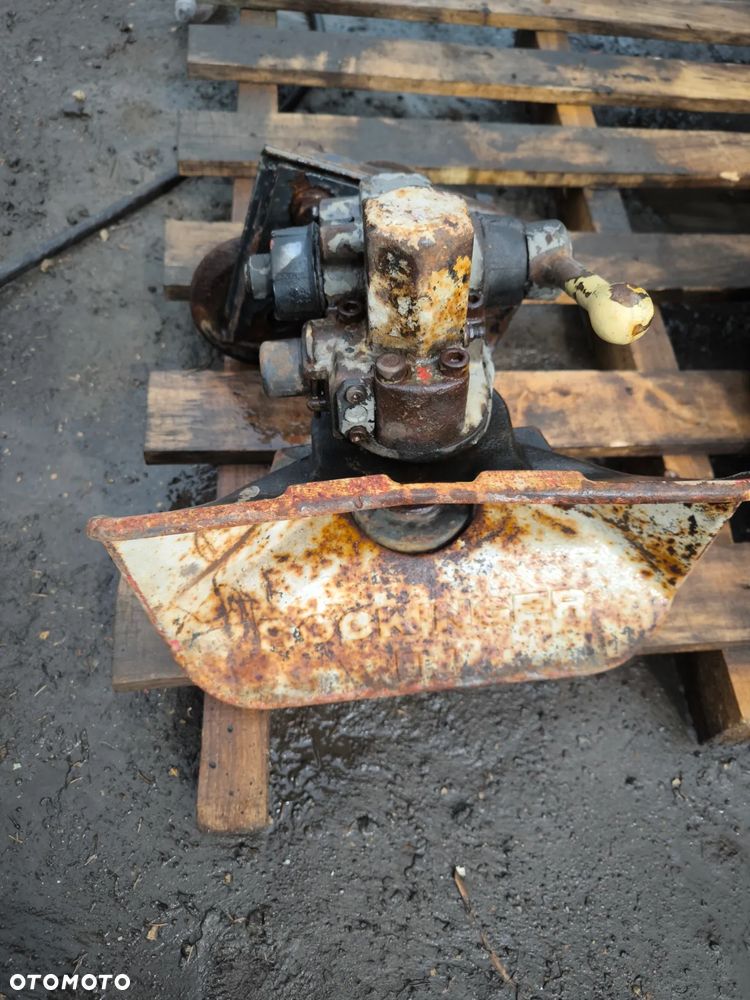 Zaczep automatyczny Rockinger - 1