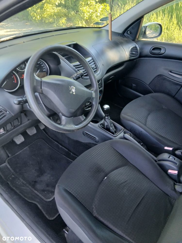 Peugeot 206 1.4 HDI XR Presence - 8