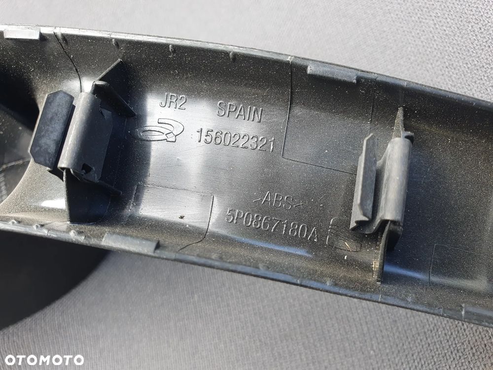SEAT TOLEDO III BOCZEK PANEL UCHWYT KLAMKA DRZWI PRAWY TYŁ 5P0867114 5P0867180A - 3