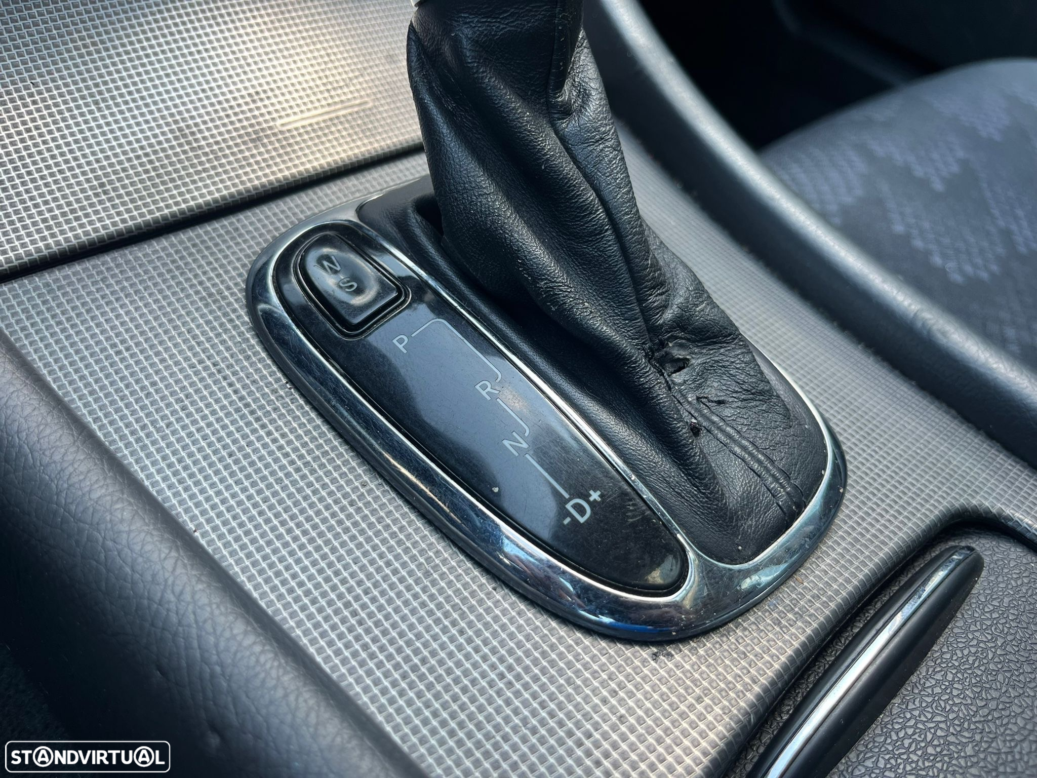 Mercedes-Benz C 220 - 25