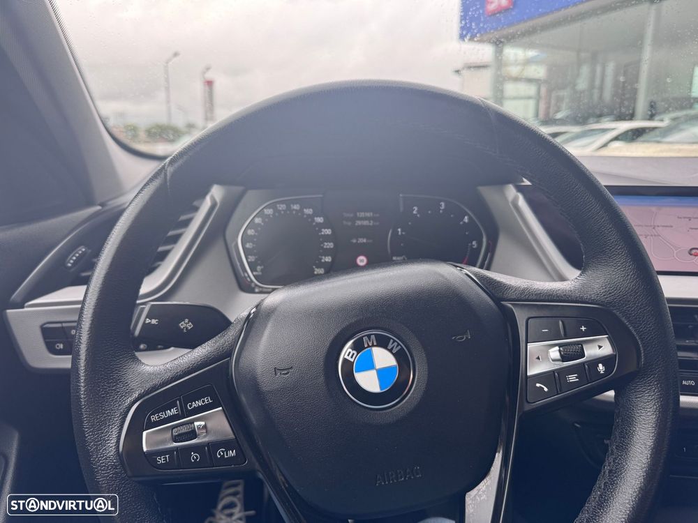 BMW 116 d Auto - 12