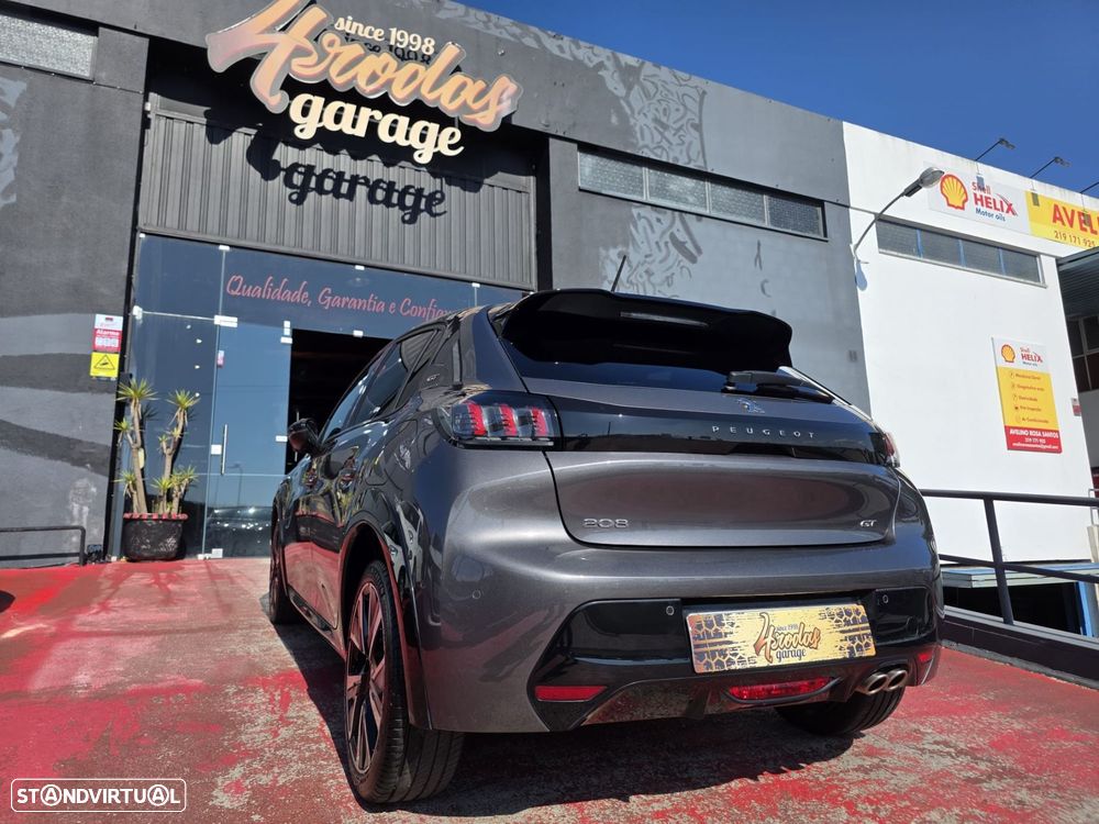 Peugeot 208 1.2 PureTech GT EAT8 - 12