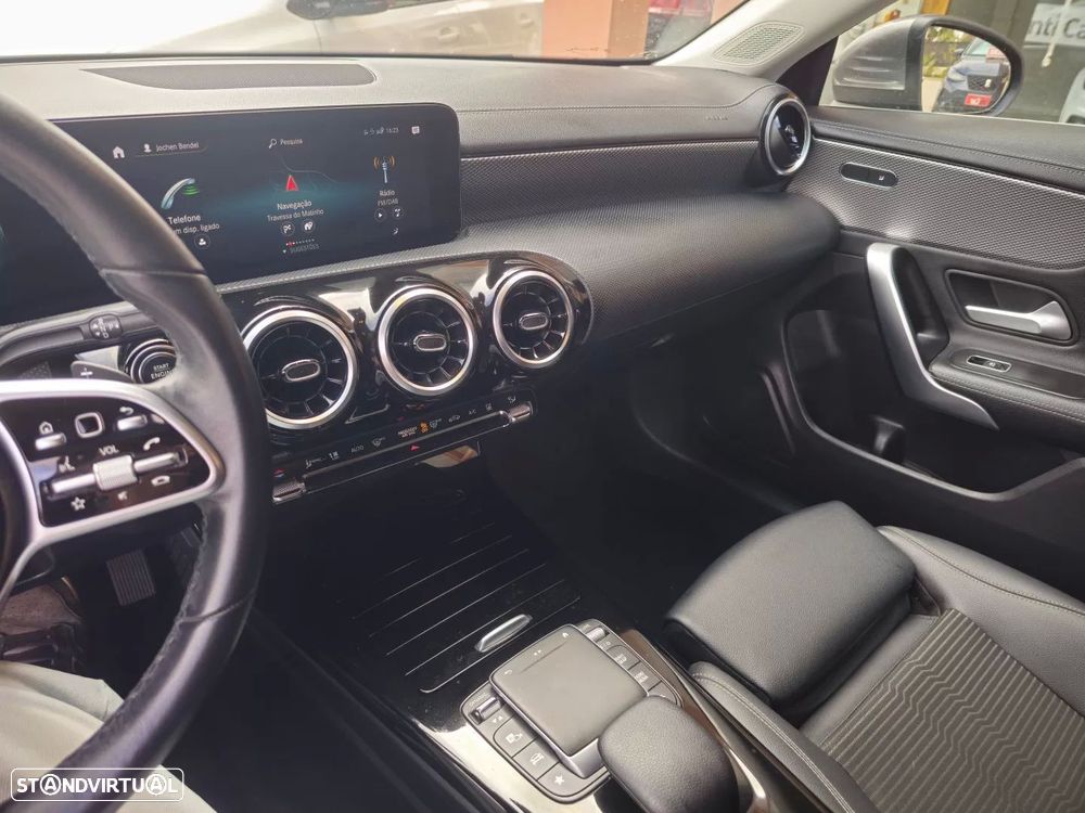 Mercedes-Benz CLA 250 e 8G-DCT Edition Progressive Line - 17
