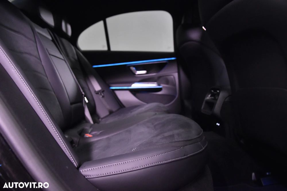 Mercedes-Benz E 300e 4Matic 9G-TRONIC Edition AMG Line - 12