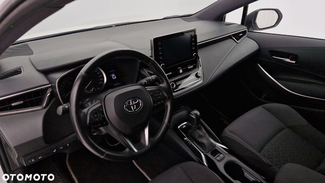 Toyota Corolla - 16