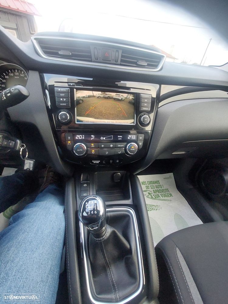 Nissan Qashqai 1.3 DIG-T N-WAY - 11
