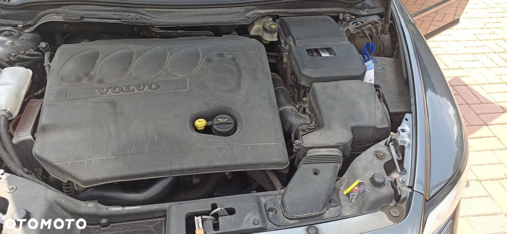 Volvo S40 2.0D - 15