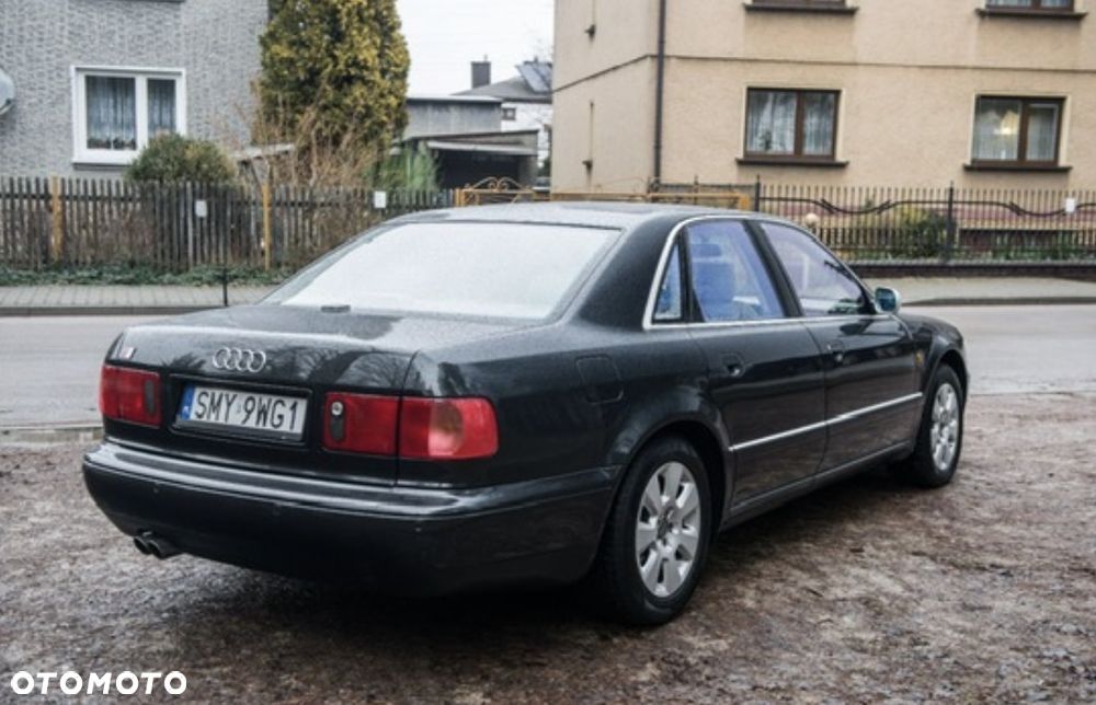 Audi S8 - 3
