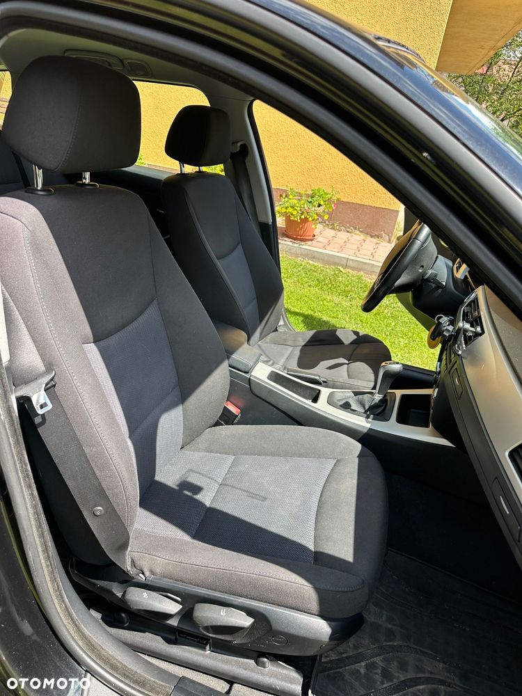 BMW Seria 3 320d DPF - 17
